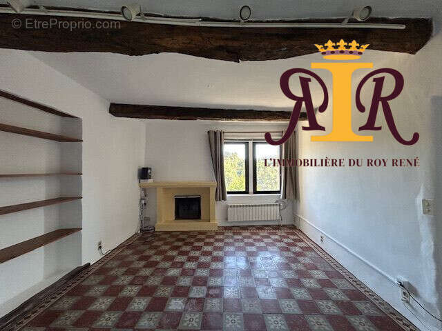 Maison à BONNIEUX