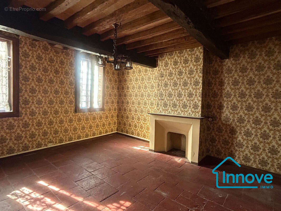 Maison à POMPIGNAN