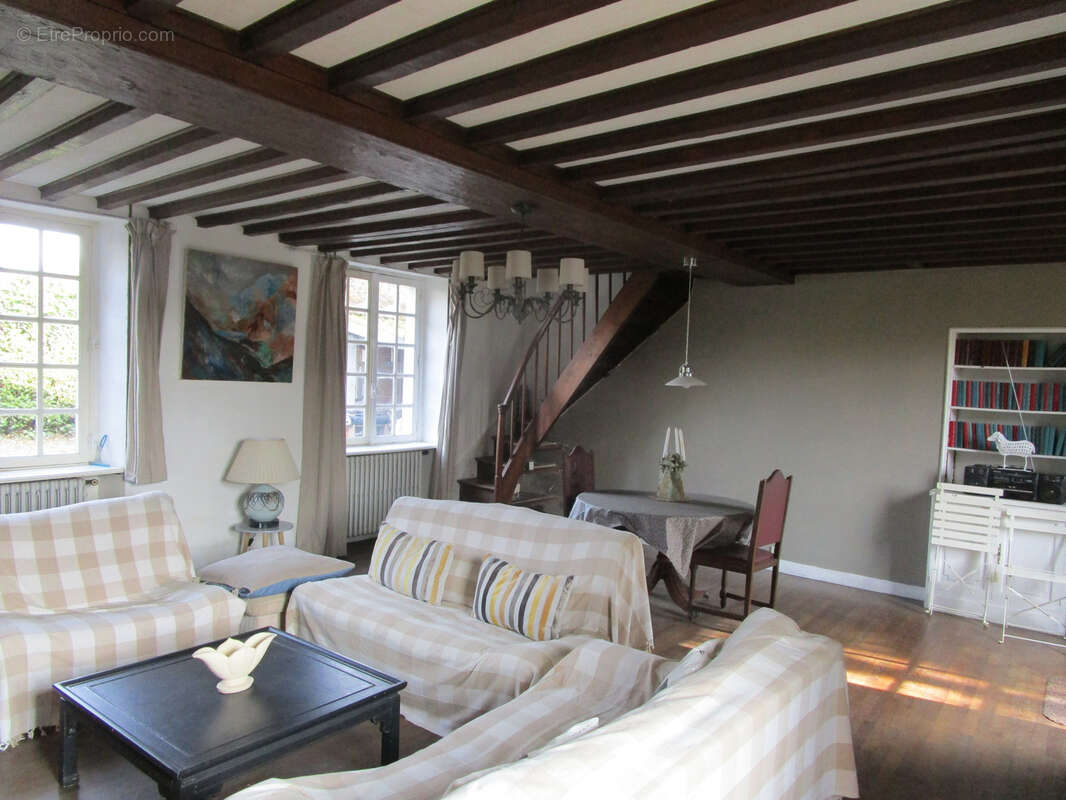 Maison à LANDELLES-ET-COUPIGNY