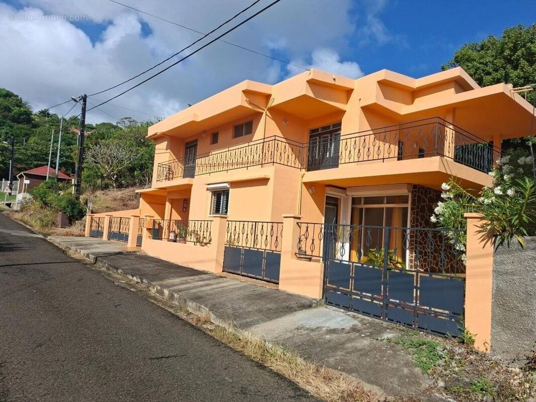 Photo 1 - Maison à LA TRINITE