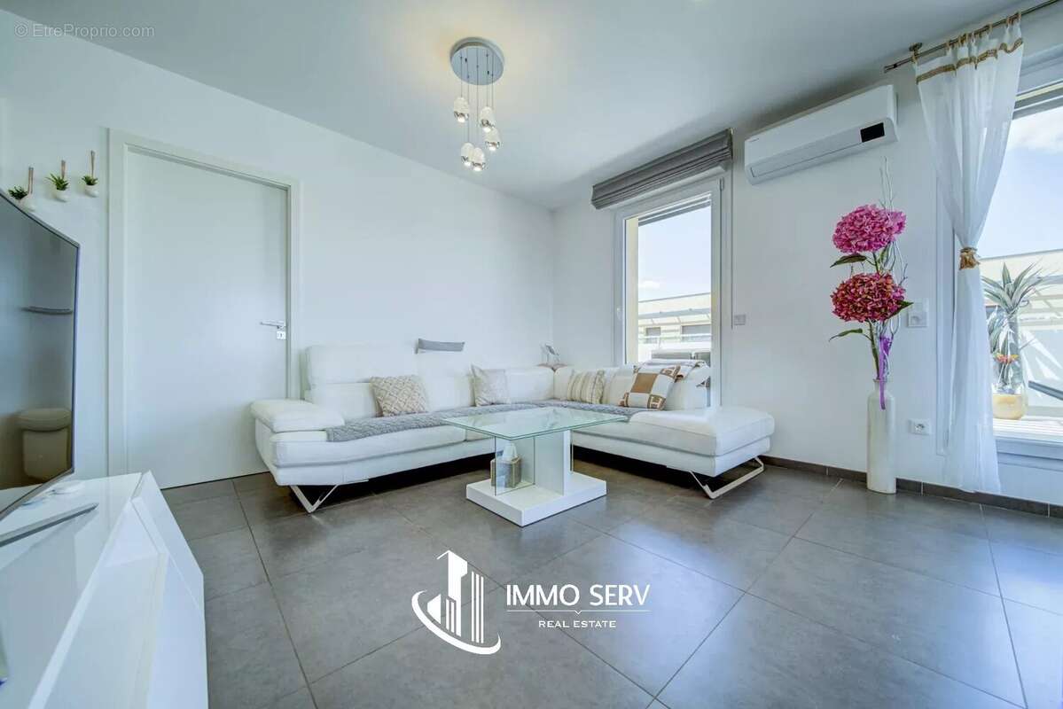 Appartement à AMNEVILLE