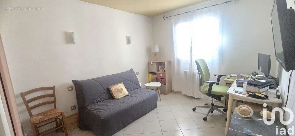 Photo 8 - Maison à MONTBAZIN