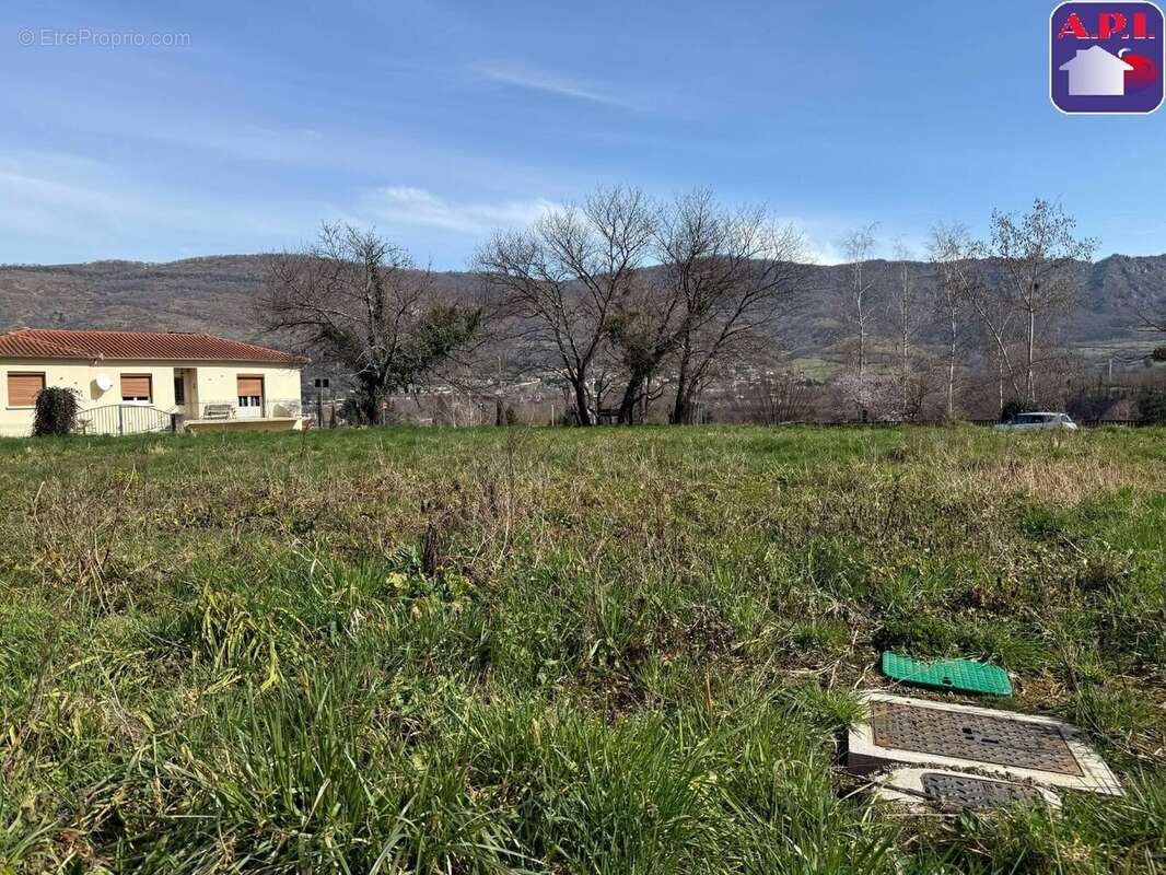 Terrain à FOIX