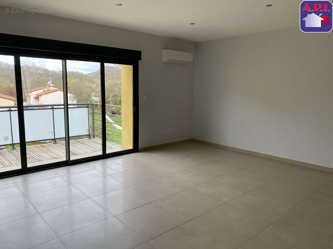 Maison à LA BASTIDE-DE-BOUSIGNAC