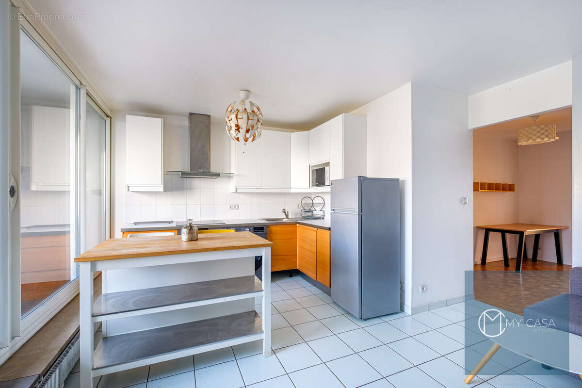 Appartement à LYON-9E