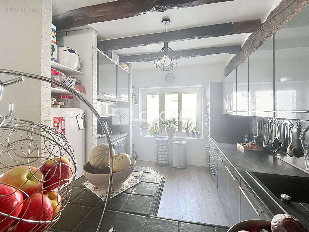 Maison à LE MESNIL-AUBRY