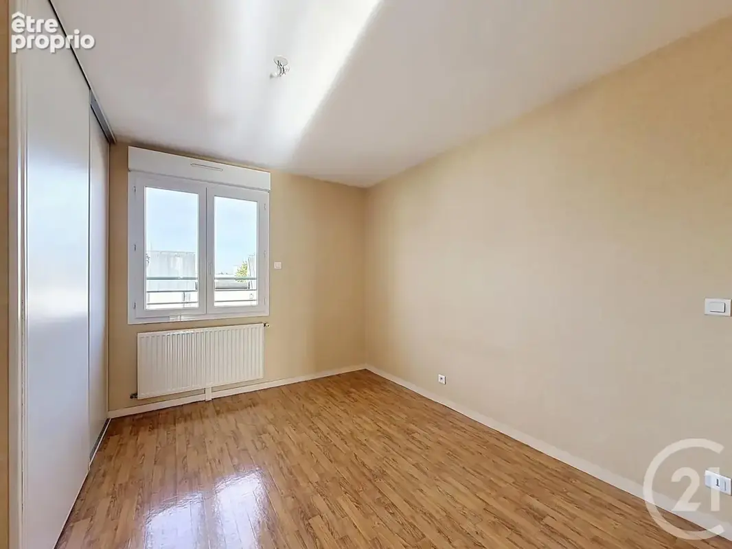 Appartement 5 pièces 102 m² à vendre à Chartres (28000) - photo 8