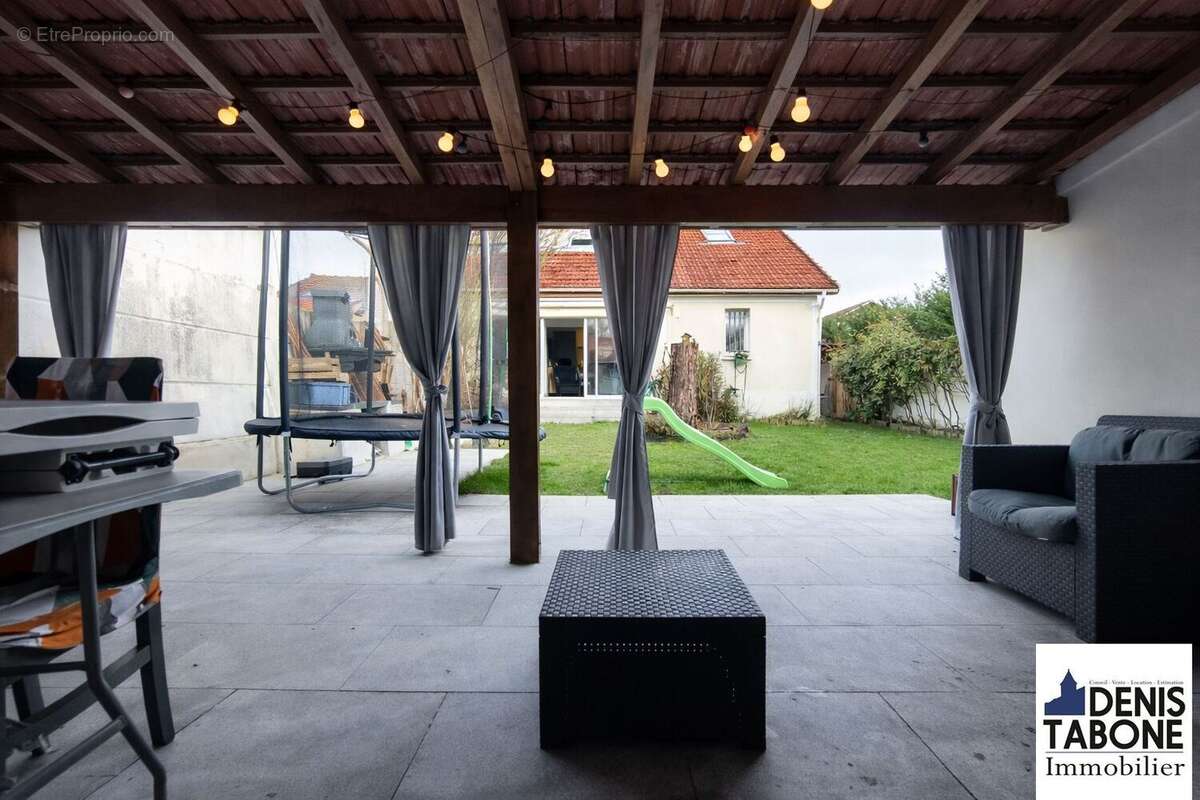 Maison à SAINT-BRICE-SOUS-FORET