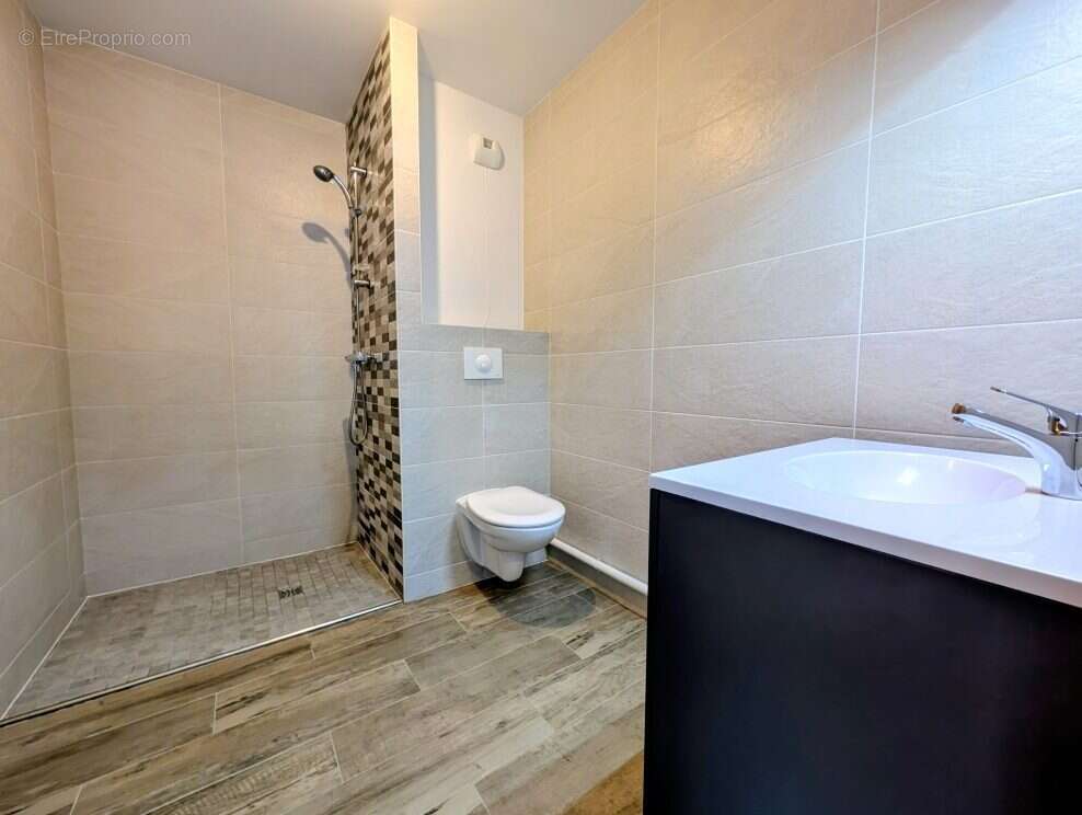 Appartement à PLOMBIERES-LES-DIJON