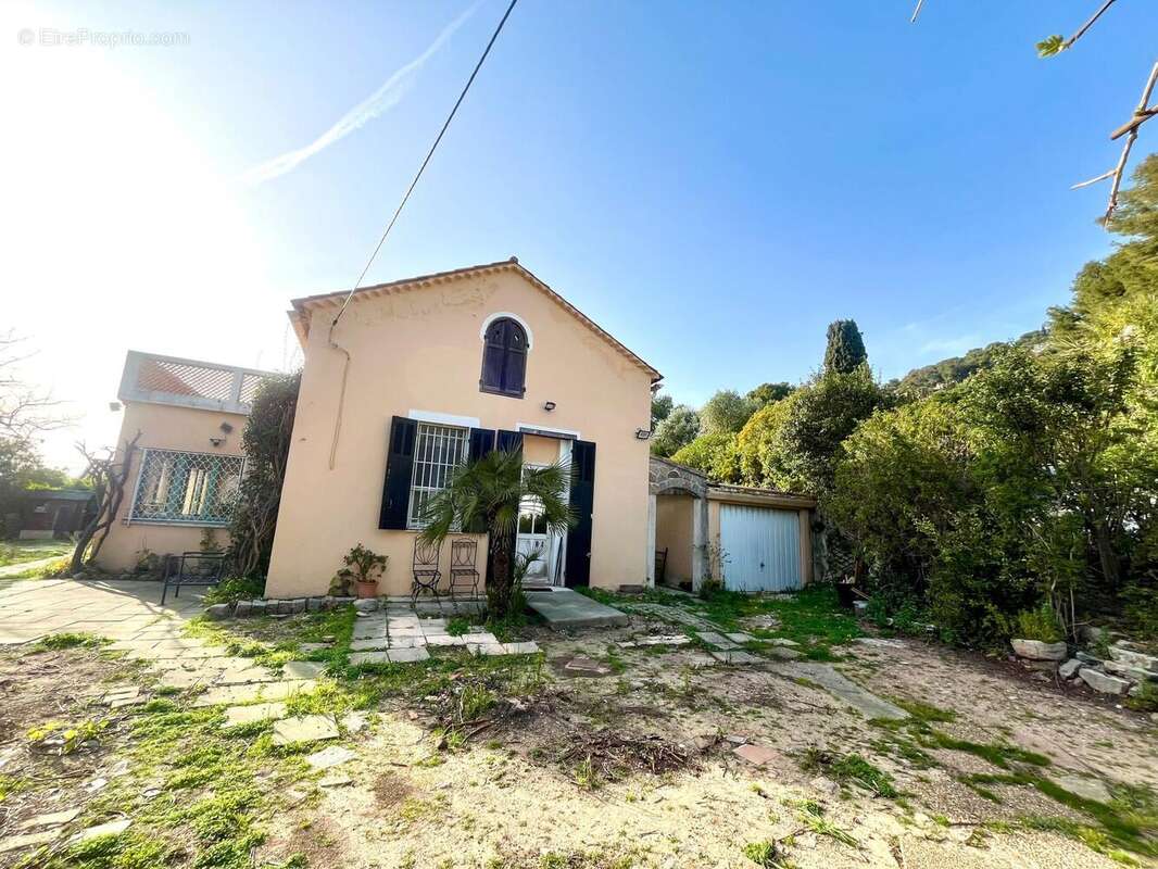 Photo 2 - Maison à CARQUEIRANNE