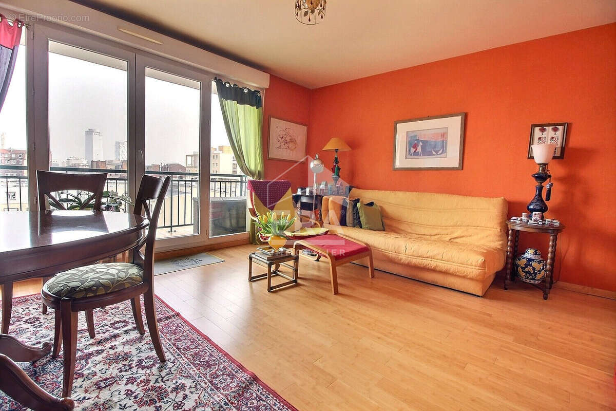 Appartement à SAINT-OUEN