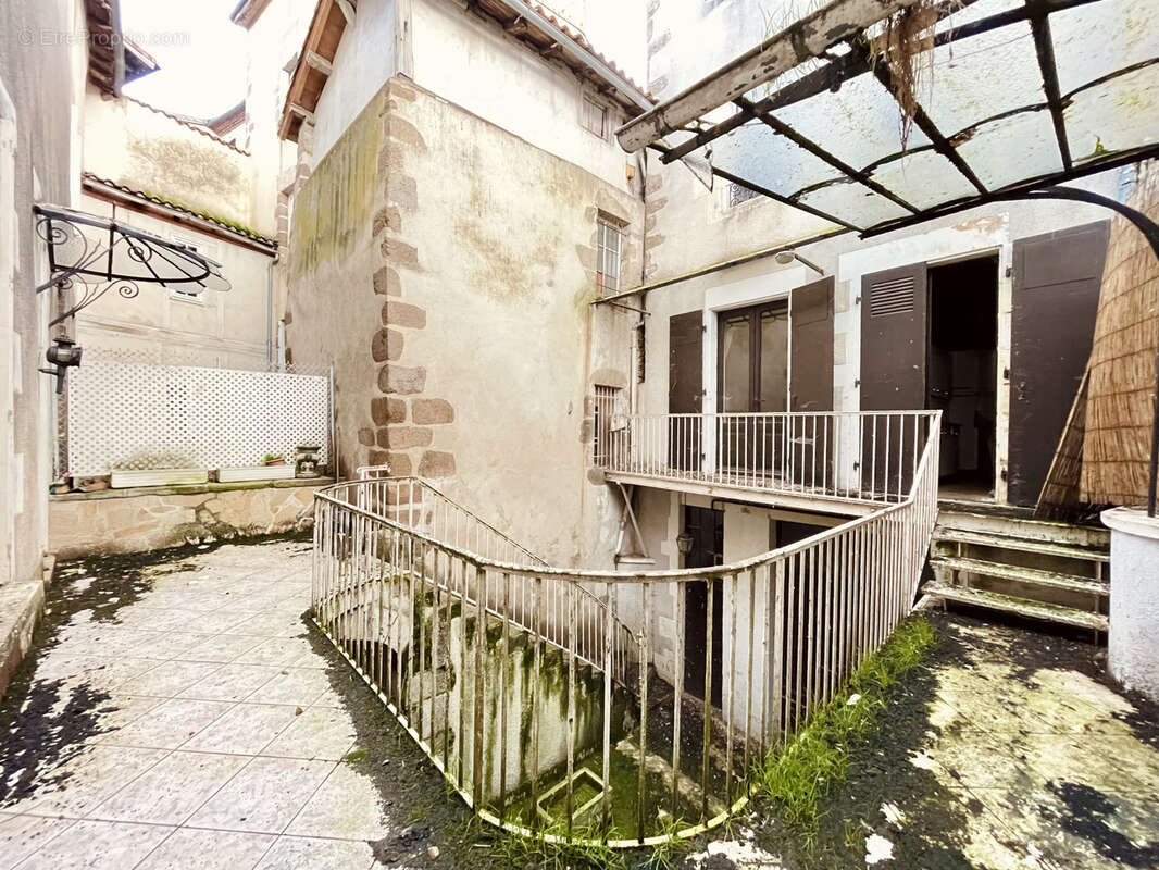 Appartement à CONFOLENS