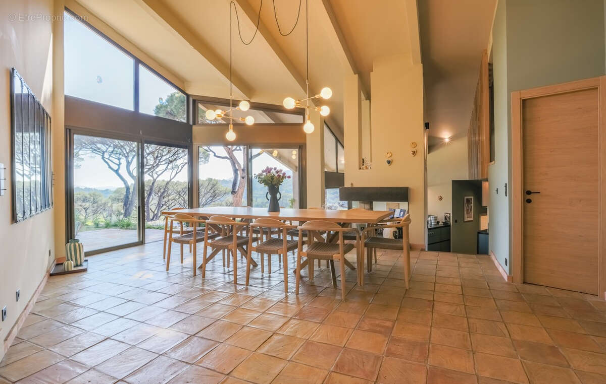 Maison à LA CROIX-VALMER