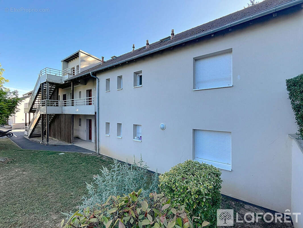 Appartement à CERNY