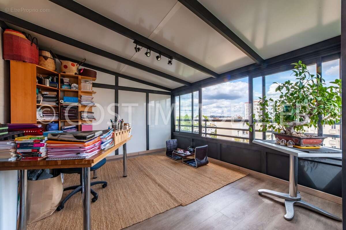 Appartement à COLOMBES