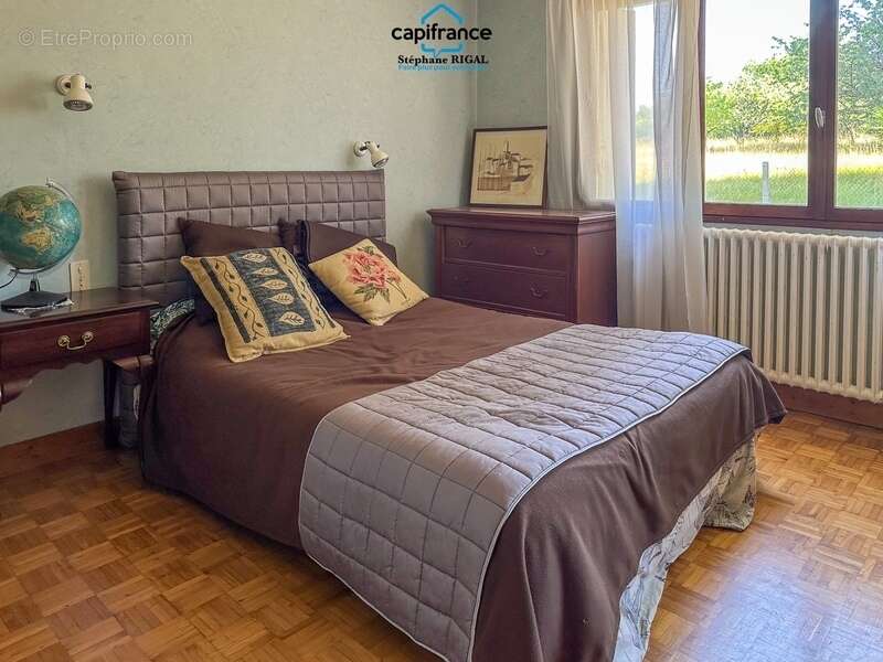 Maison à vendre 7 pièces de 183 m2 habitables sur un terrain de 10655m2 - photo 12