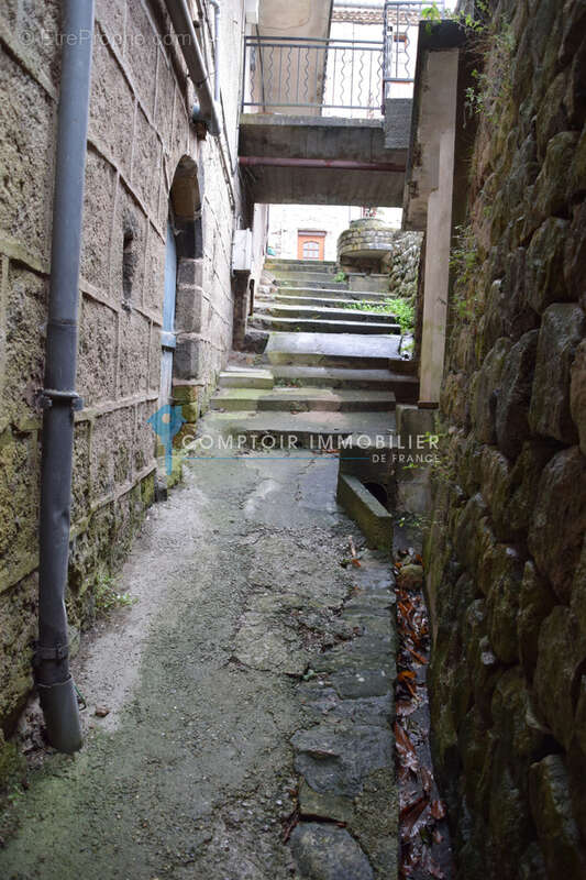 Dépt. 07 - A VENDRE à MONTPEZAT-SOUS-BAUZON - Maison de Village de 106 m2 - photo 18