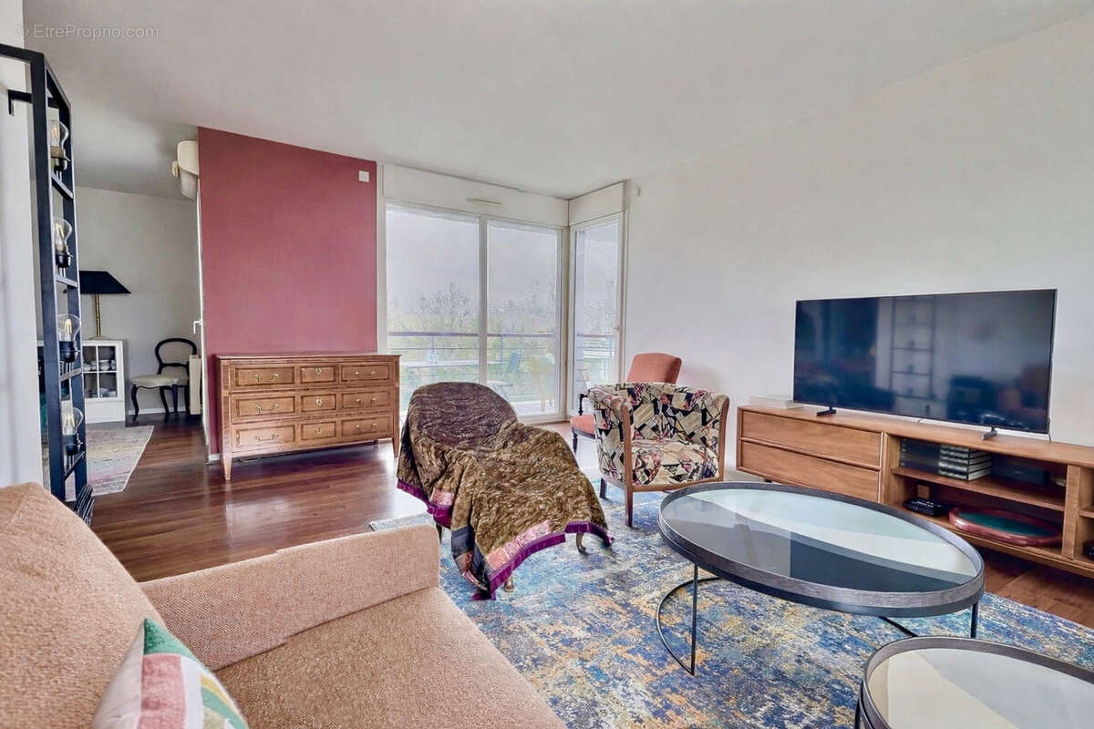 Appartement à ISSY-LES-MOULINEAUX