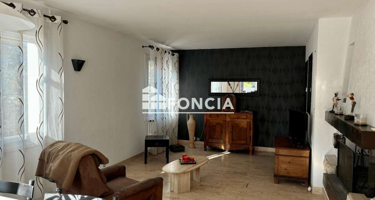 Maison à CHATELLERAULT