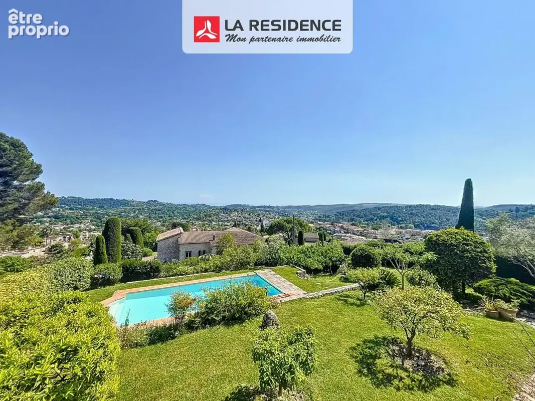 Maison 172 m² à La Colle-Sur-Loup  - photo 2