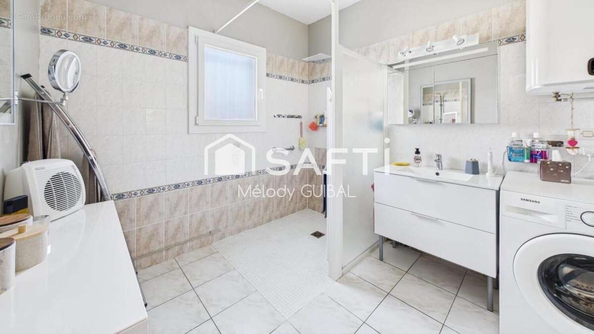 Photo 7 - Maison à MEDIS