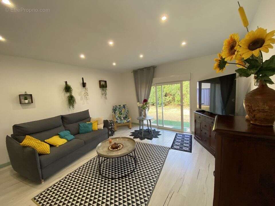 #ferme #gers #luxe #piscine #maison  - Maison à GONDRIN