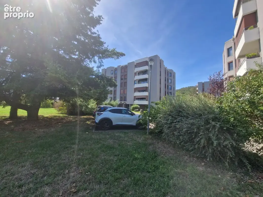   - Appartement à LAGNIEU