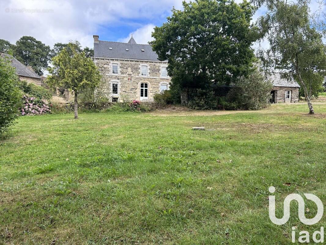 Photo 1 - Maison à NEANT-SUR-YVEL