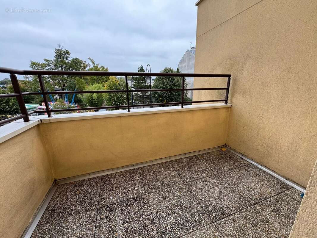 Appartement à LE PLESSIS-TREVISE