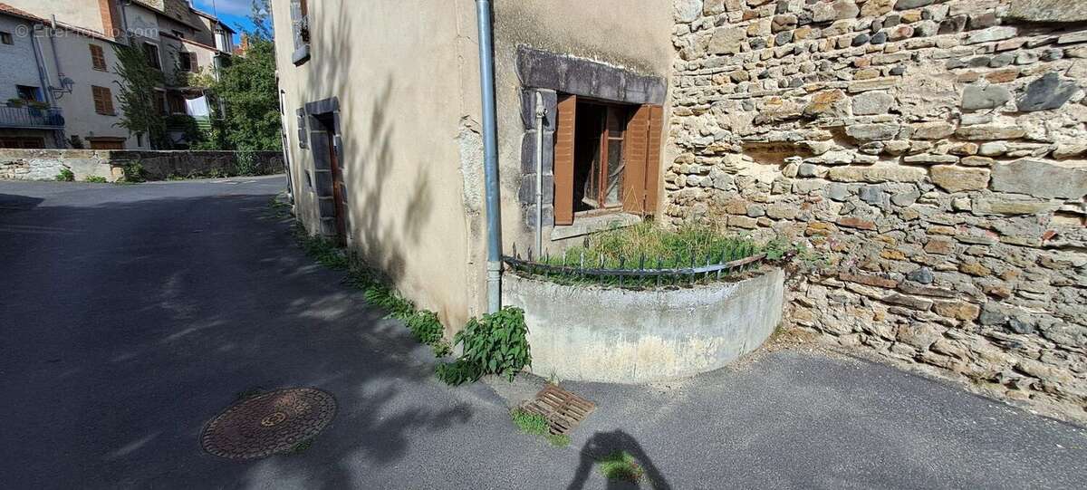 Maison à BILLOM