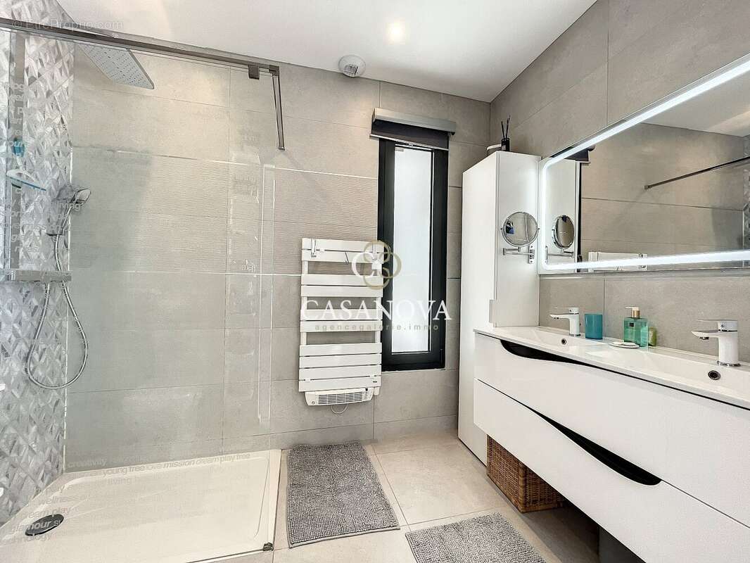 entre Gignac et Montpellier belle contemporaine avec piscine - photo 8