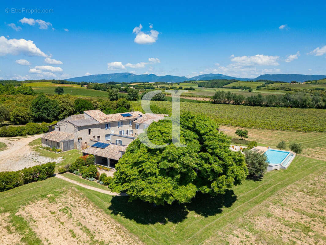 Maison à VAISON-LA-ROMAINE
