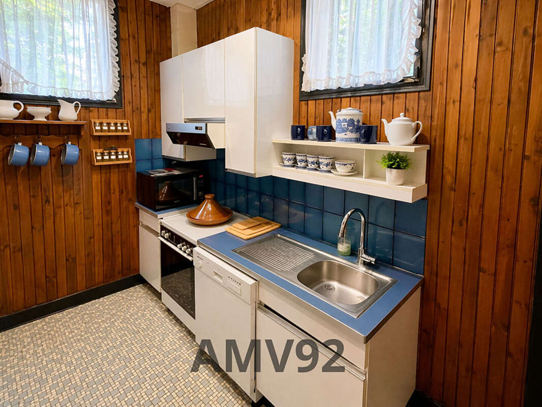 Maison à ASNIERES-SUR-SEINE