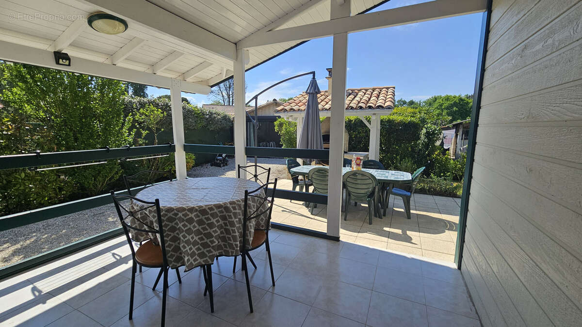 Chalet à vendre 3 pièces principales + dépendances annexes - le porge - photo 7