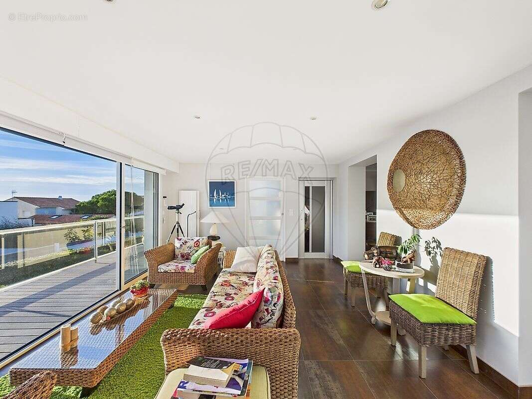 Maison à VAUX-SUR-MER