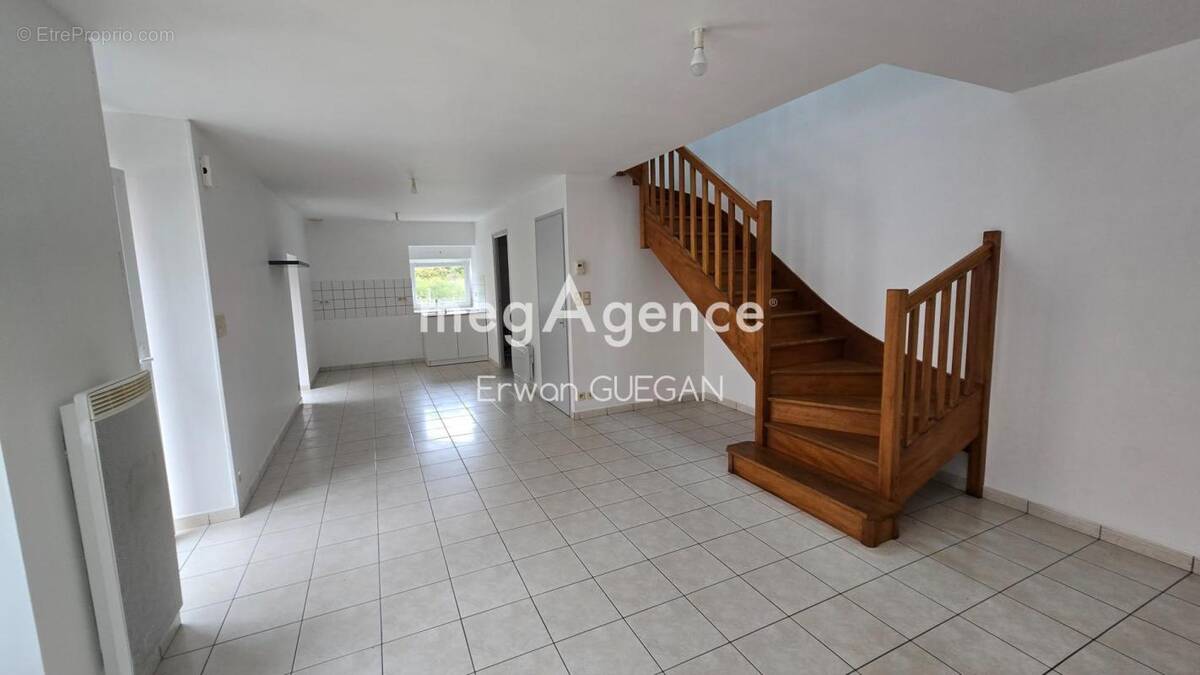 Maison à LANGOELAN