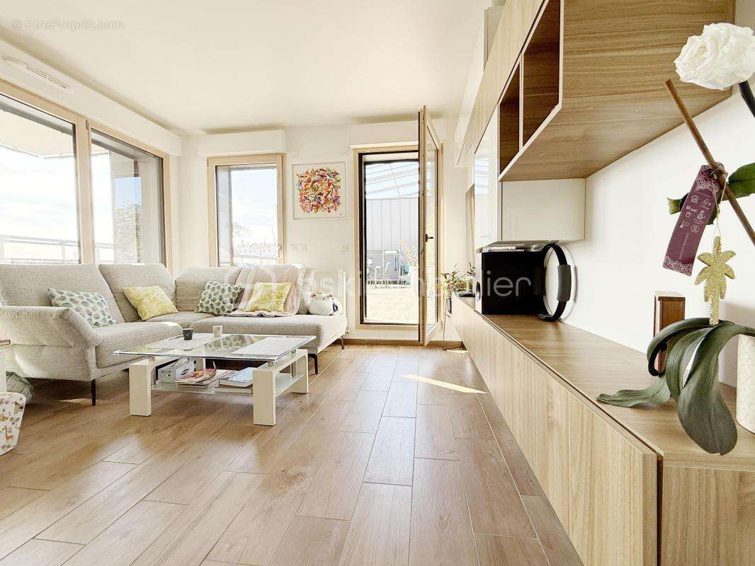 Appartement à LYON-8E