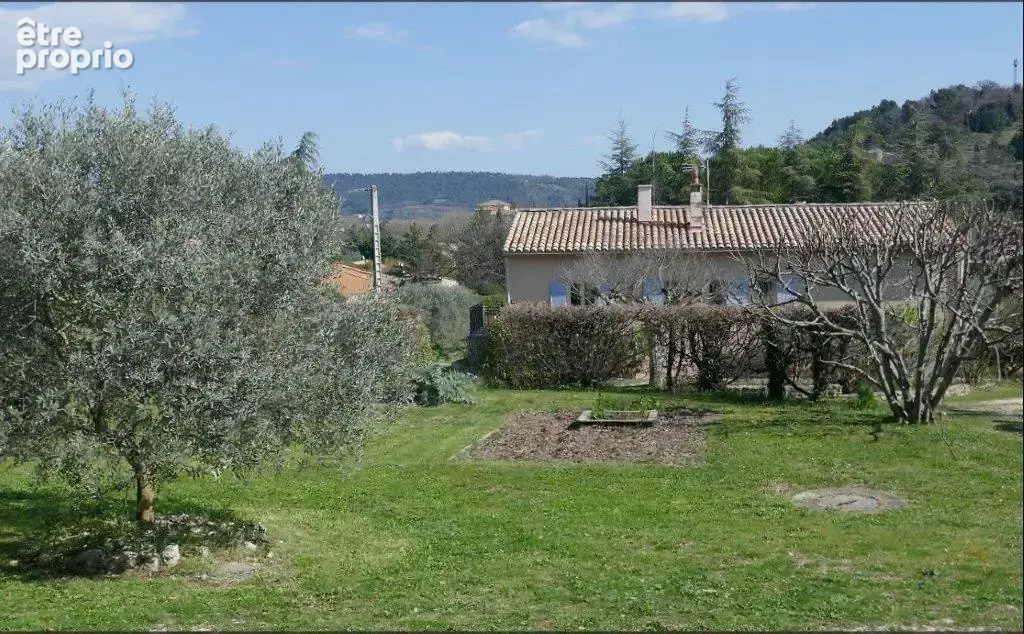A vendre à Gargas spacieuse avec deux appartements et piscine - photo 4