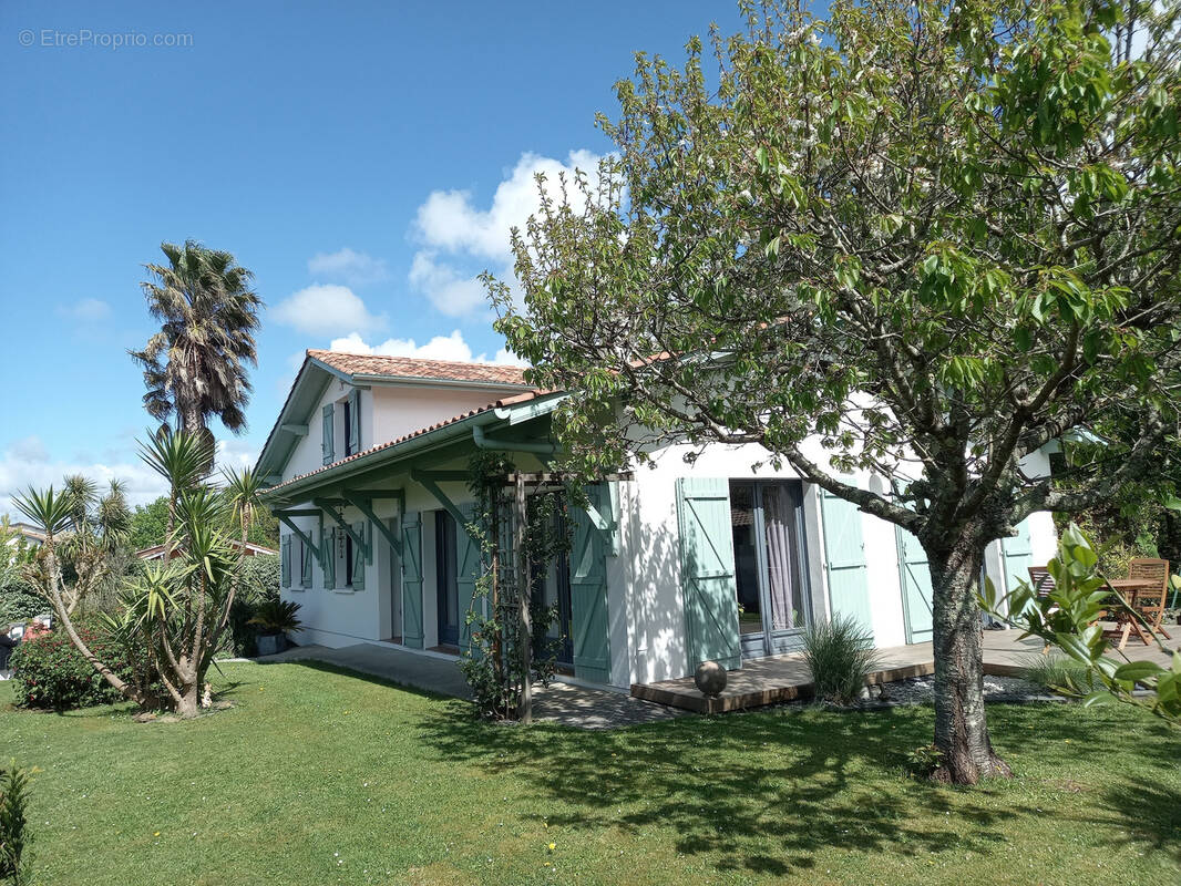 Maison à TARNOS