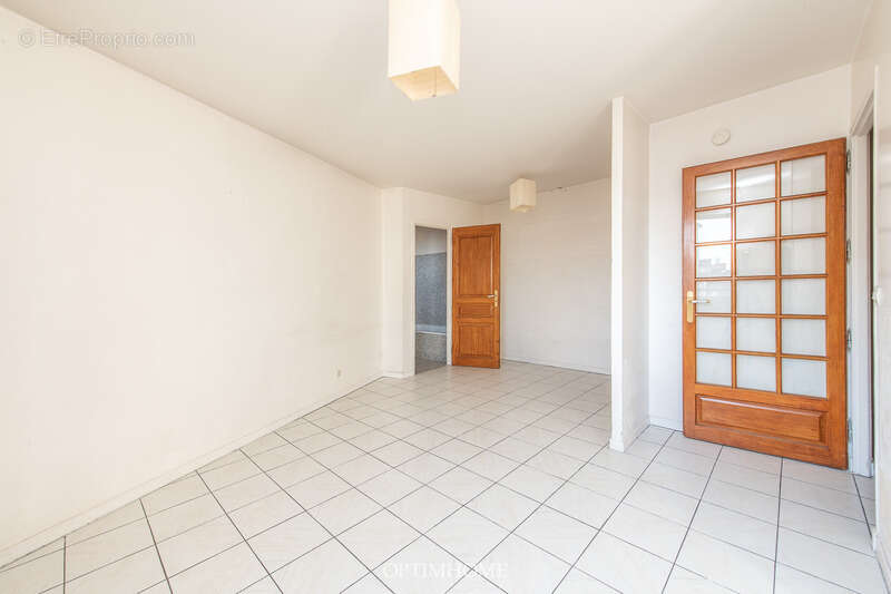 Appartement à PUTEAUX