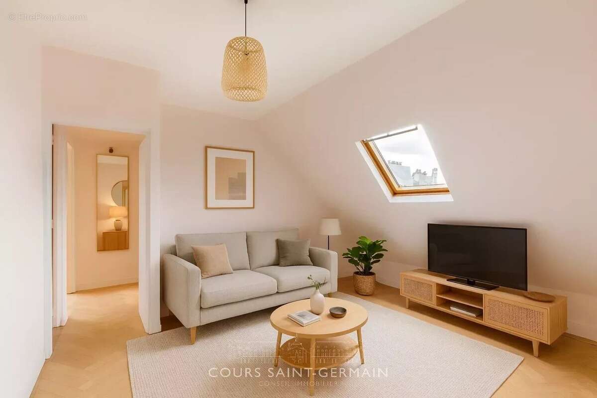 Appartement à PARIS-3E