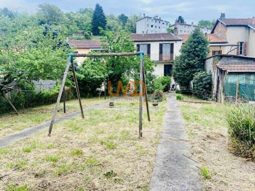 Appartement à DECAZEVILLE