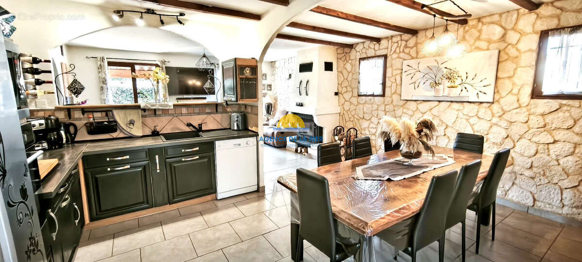Maison à FREJUS
