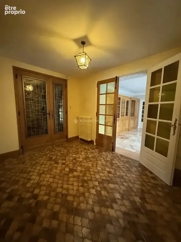 MANOIS – Grande maison de 242 m², 5 chambres, terrain arboré de 973 m² – DPE C - photo 12