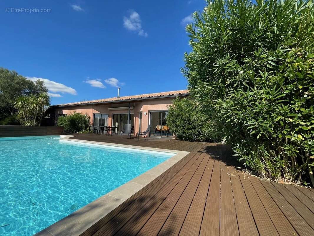 Maison à VIGOULET-AUZIL