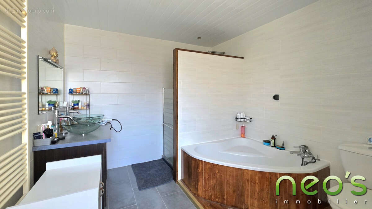 Maison 163 m² à Chemille  - photo 9