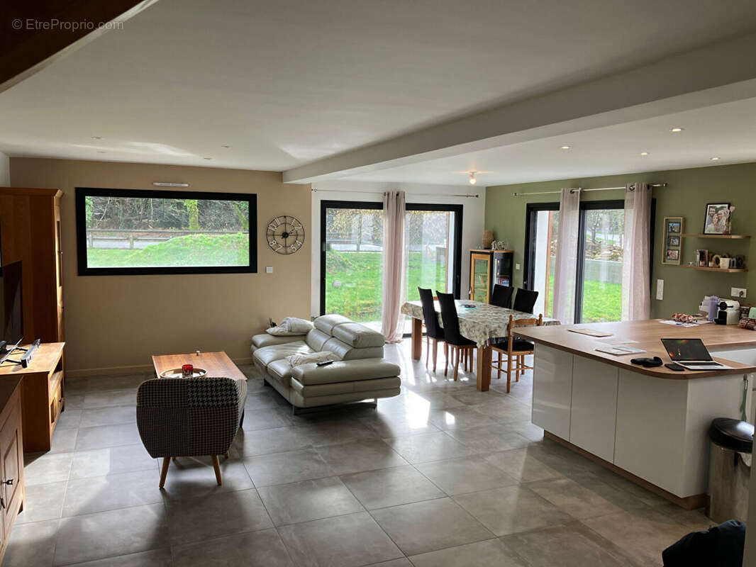 Maison à PLUMERGAT
