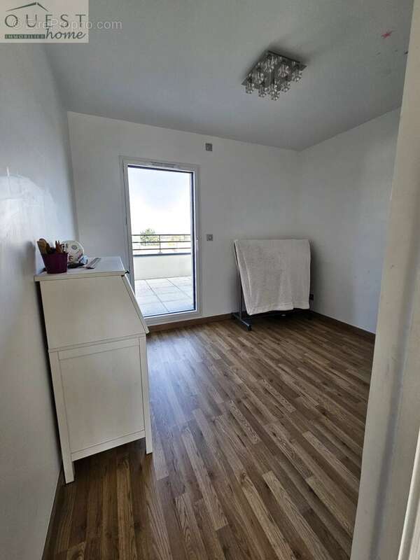 Appartement à SAINT-GENIS-LES-OLLIERES