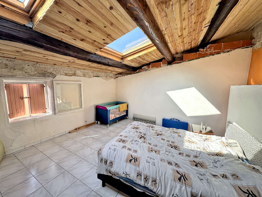 Maison à SAINT-GILLES