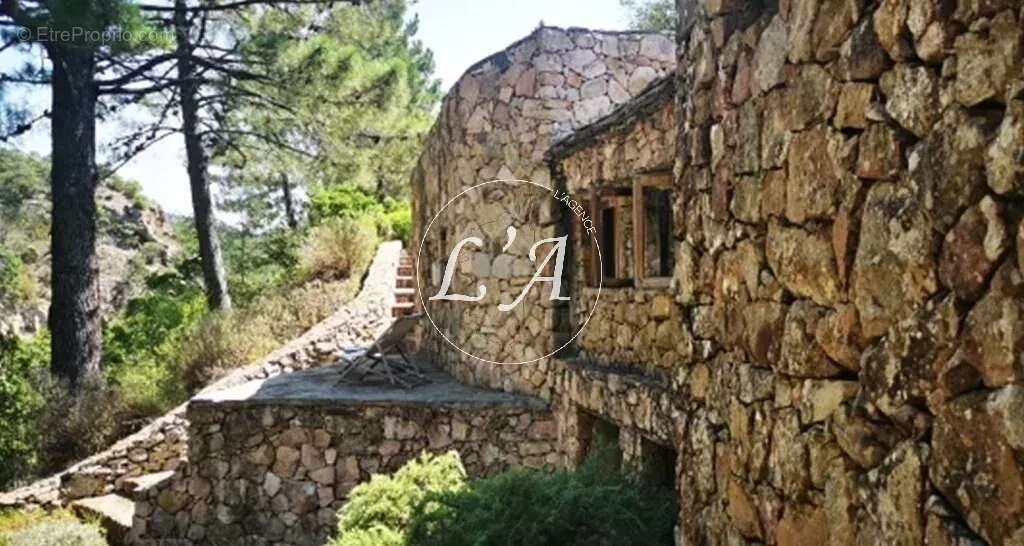 Maison à SARI-SOLENZARA